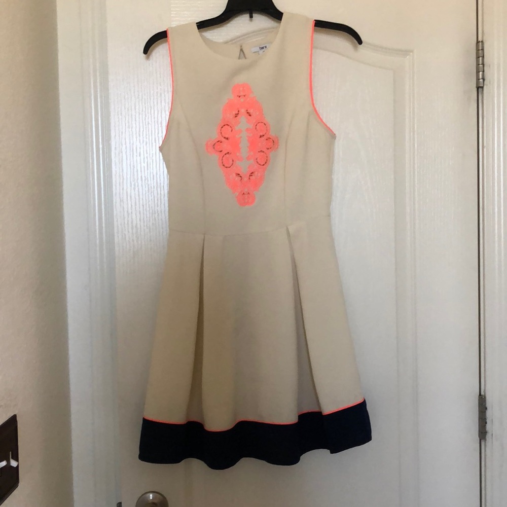 Bar III dress with amazing detail 💕